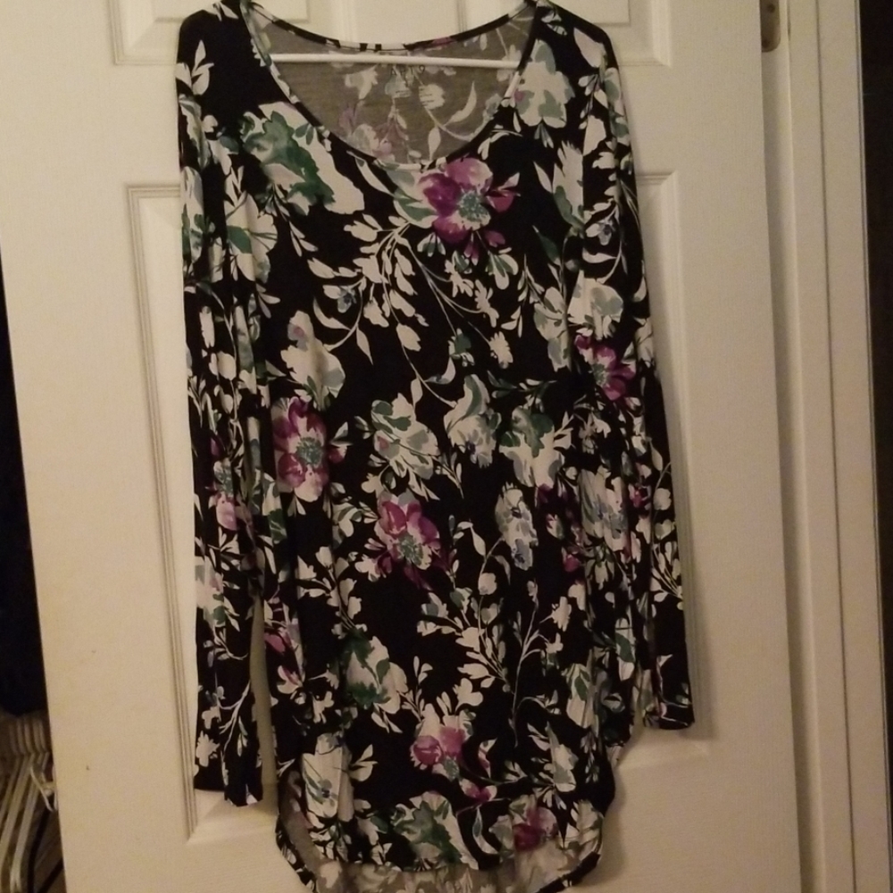 Apt 9 Essential Tunic Top